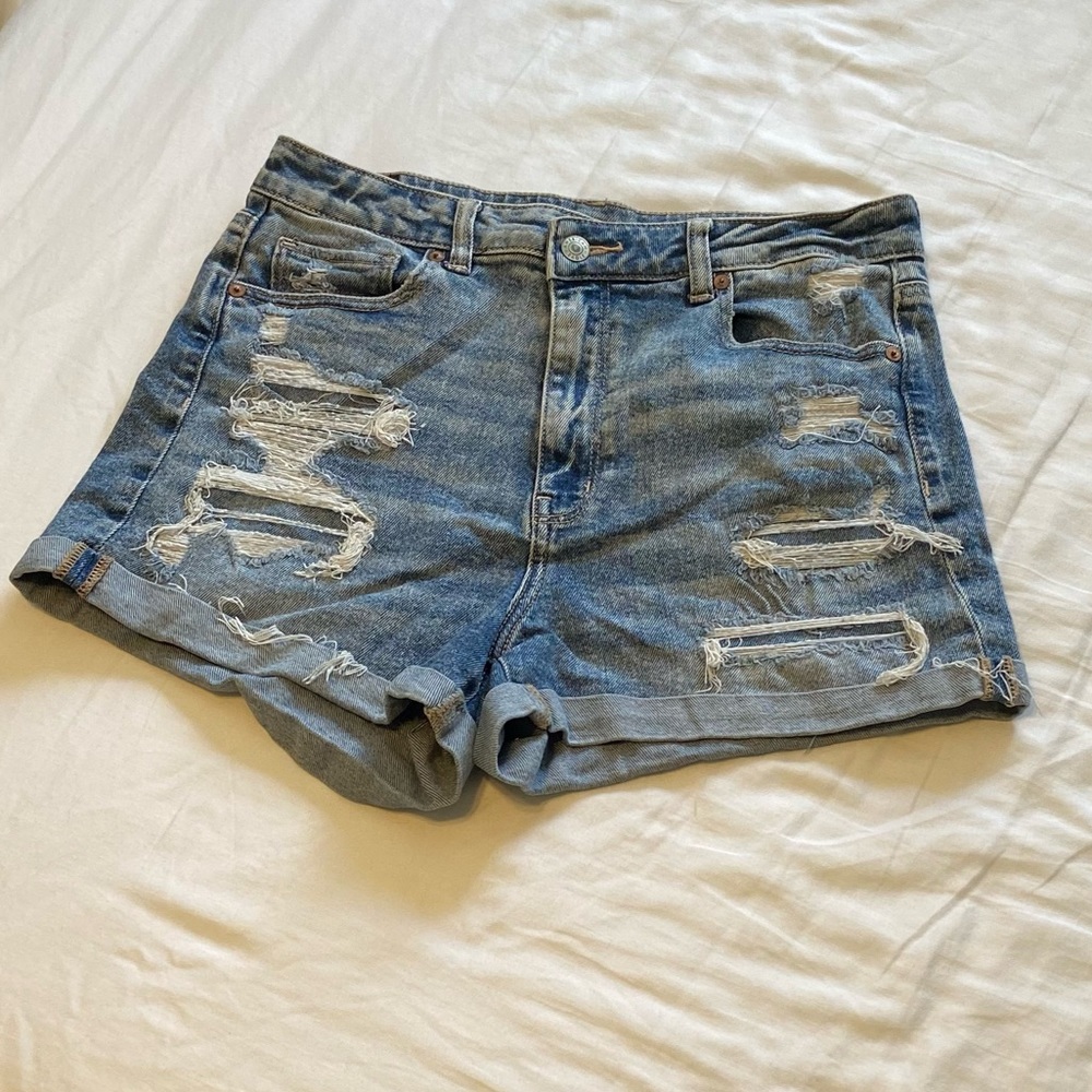 Better fit for someone else. Great shorts!